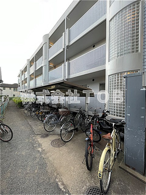 【その他共用部分】 | プレミール・ニイヤ | 自転車置き場