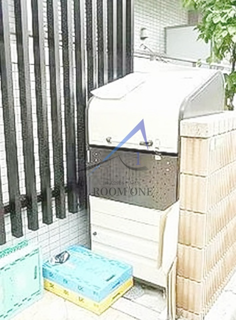 ウイステリア関口のその他共用部分|敷地内ごみ捨て場です。