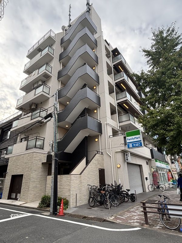 Belleviage Akebonobashiの外観