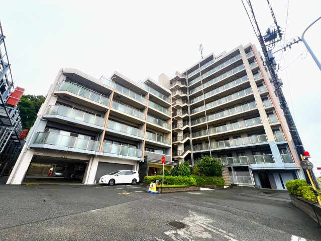 グーディッシュ村上の外観