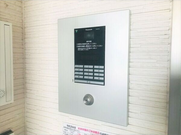 ブライト鶴舞のエントランス