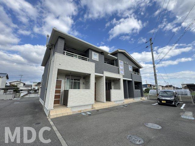 徳島市北島田町２丁目のアパートの駐車場