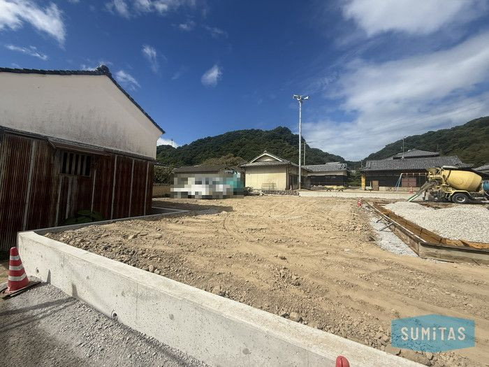 砥部町三角　２区画