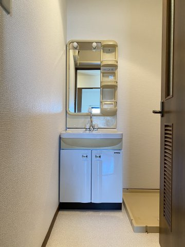センチュリーライフの洗面所|洗面所です
