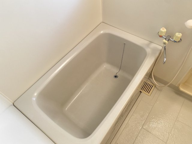 センチュリーライフの浴室|日々の疲れを癒すお風呂付です
