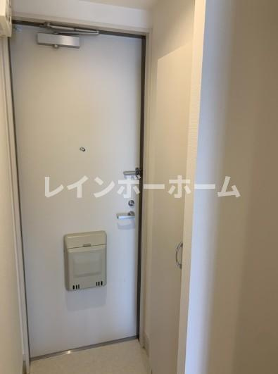 グレイス南行徳の玄関