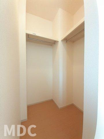 徳島市北島田町１丁目のアパートの収納