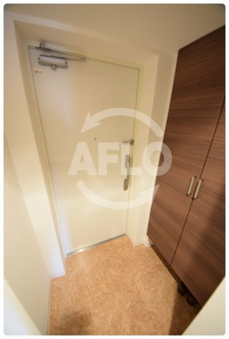 Luxe今里Ⅱの玄関|Luxe今里ⅠⅠ（ラグゼイマザトツー）　玄関