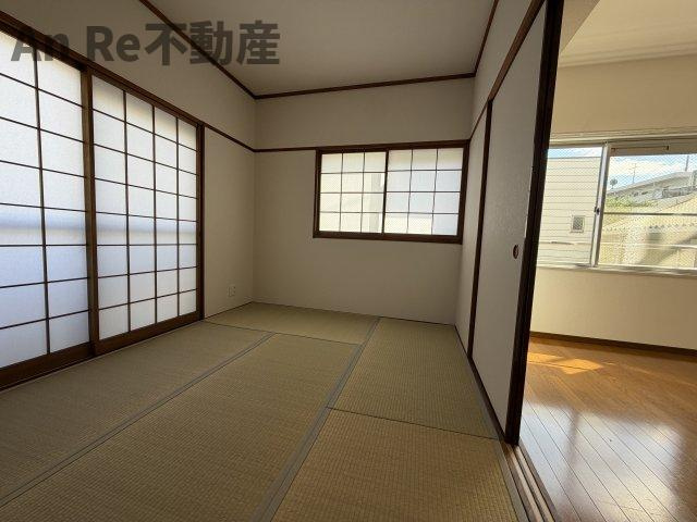 サミタス上青木の和室