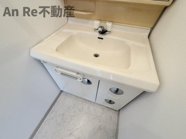 サミタス上青木の独立洗面台
