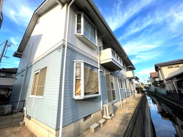 ファミーユ平野Aの外観