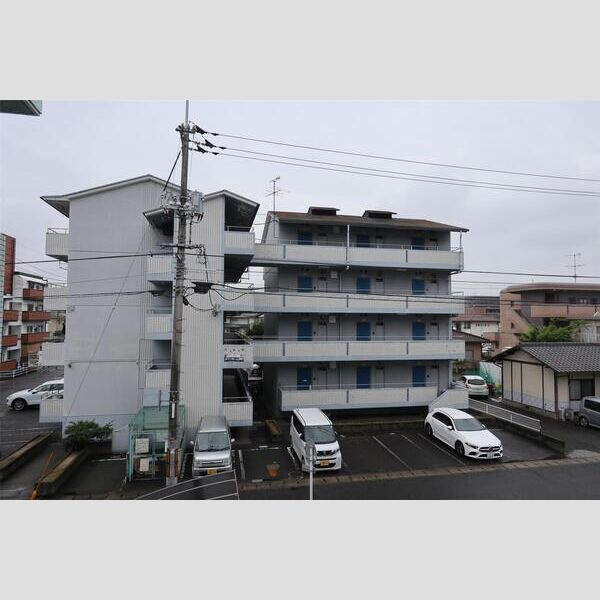 DAY MOONの外観