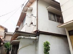 山中アパートの外観