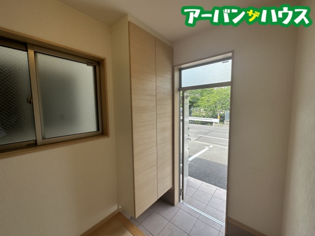 厚生町貸家の玄関