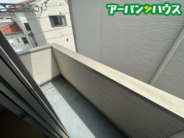 厚生町貸家のバルコニー