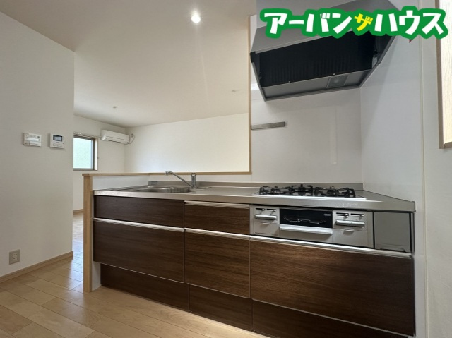 厚生町貸家のキッチン