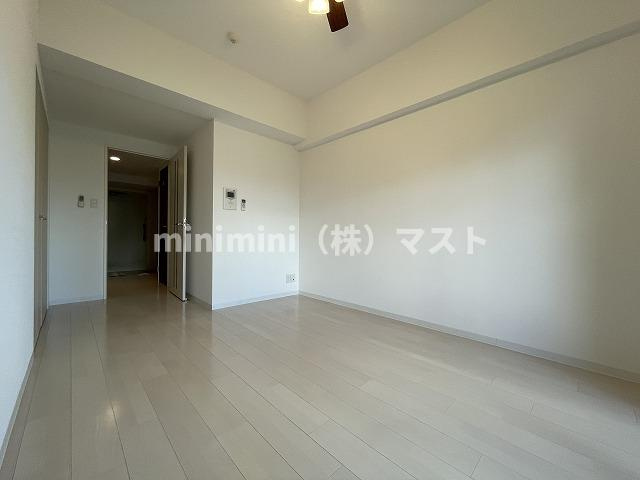 大阪市浪速区浪速西１丁目の賃貸マンションの居間・リビング