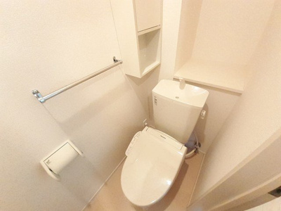 【トイレ】 | ブローテ　ＮＡＧＯＭＩ　Ｂ | 落ち着いた色調のトイレです