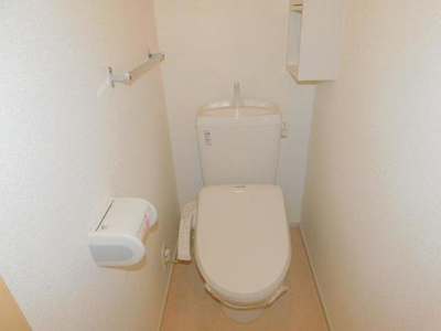 【トイレ】 | ホワイトサウンズあくつ | コンパクトで使いやすいトイレです