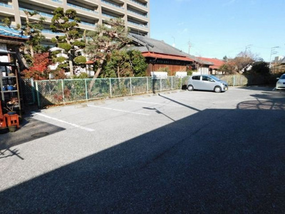 【駐車場】 | ヴェルドールマンション | カースペースがあります