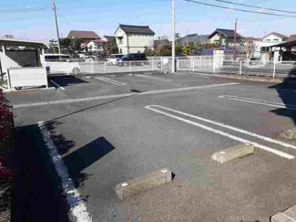 【駐車場】 | エクセランＴ | 駐車場に車を止められます