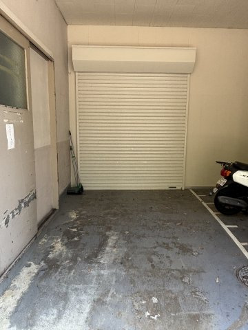 鷺洲5丁目店舗事務所の玄関