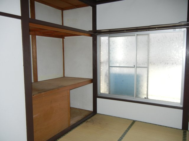 崇徳院店舗の和室