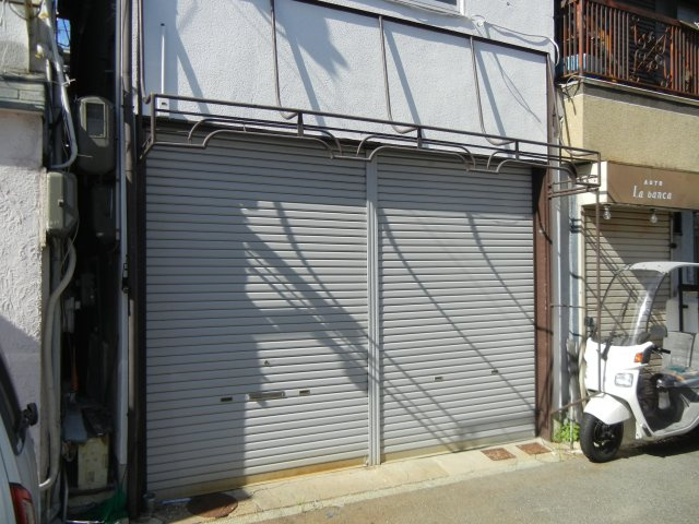 崇徳院店舗の外観