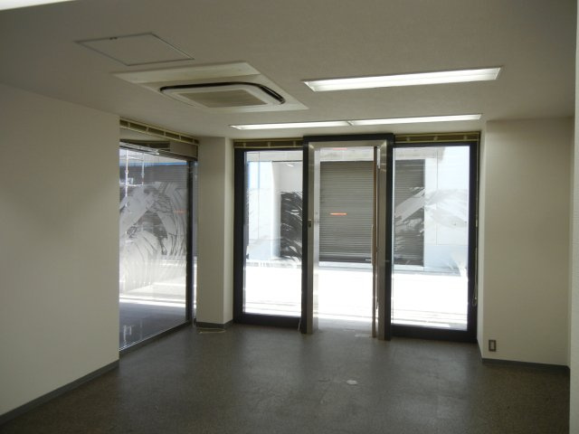 今川第2ビルの内装
