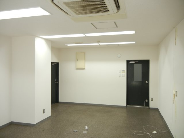今川第2ビルの内装