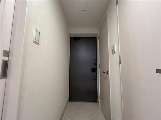 オープンレジデンシア三軒茶屋の玄関