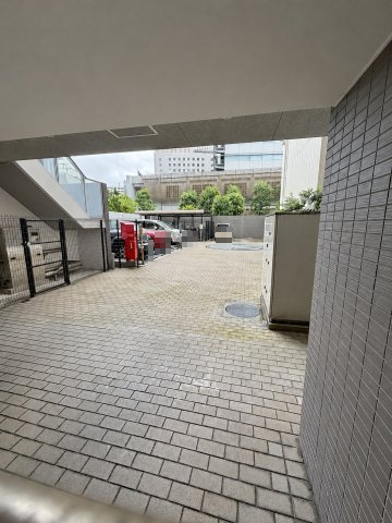 THE LIONS RYOGOKUの駐車場