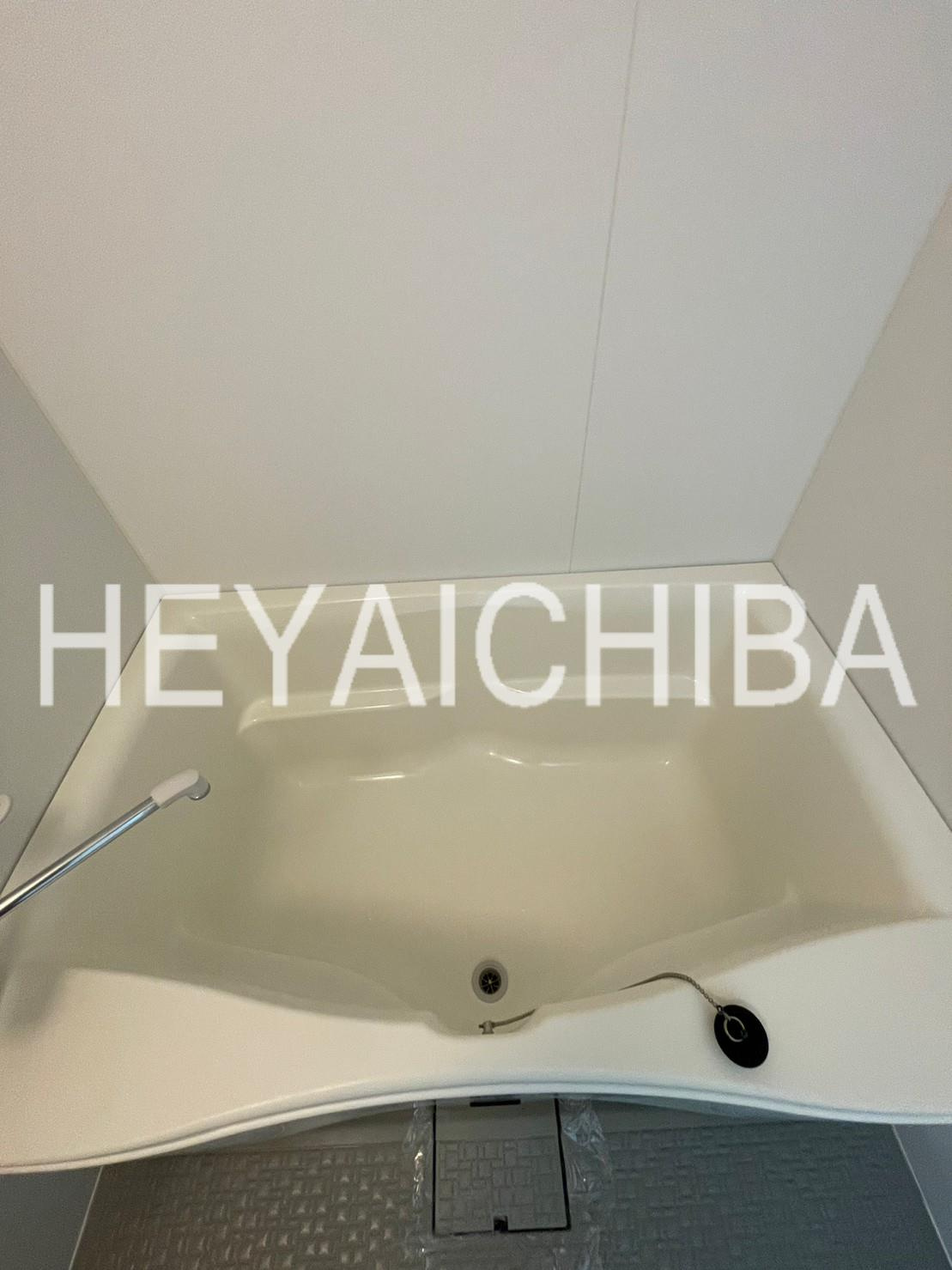 ルークス冬木の浴室