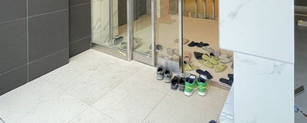 プライマル町屋のエントランス