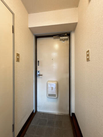 【玄関】