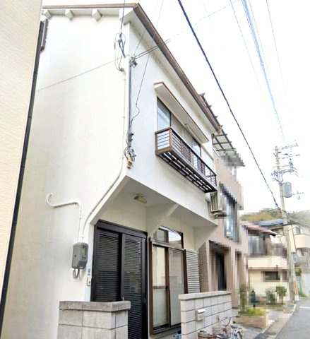 都由乃町3丁目の外観|徒歩4分【石井町】バス停　通勤にも外出にもアクセス良好