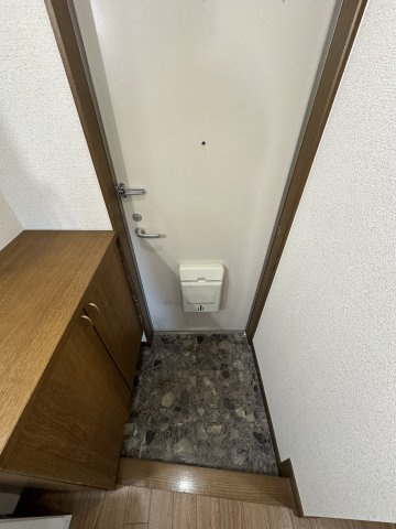 ルミエール小西の玄関