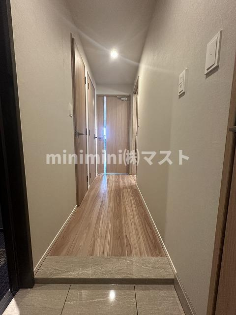 大阪市西区南堀江２丁目の賃貸マンションの玄関