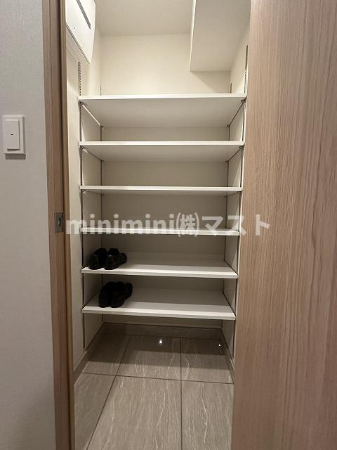 大阪市西区南堀江２丁目の賃貸マンションの収納