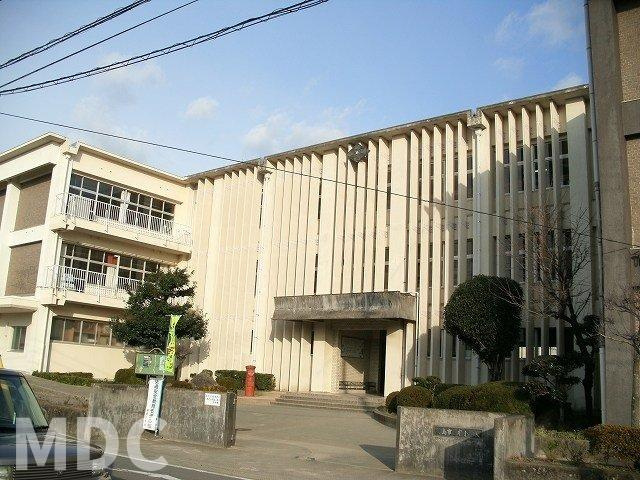 徳島市国府町中のアパートの周辺|国府小学校まで170m