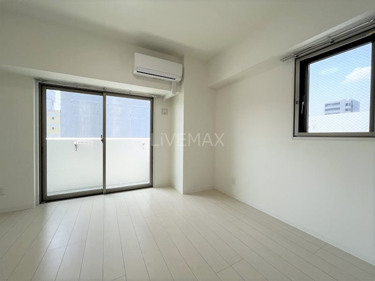 【寝室】THE　RESIDENCE　IMAIKE　EAST 