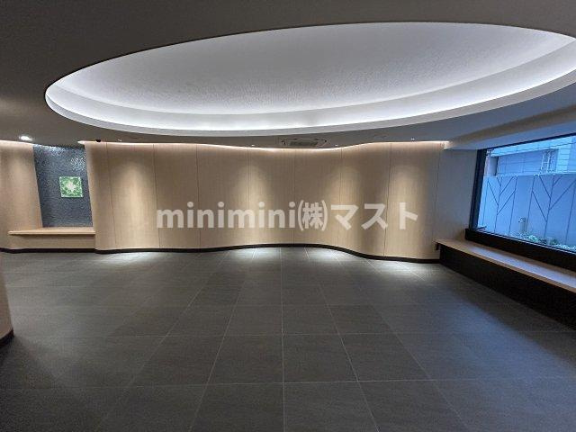 ジオエント新町のロビー
