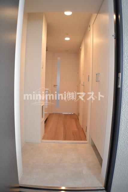 大阪市西区九条南３丁目の賃貸マンションの玄関