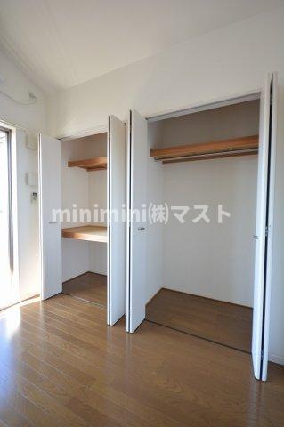大阪市浪速区恵美須西２丁目の賃貸マンションの収納