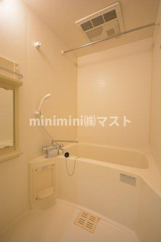大阪市浪速区恵美須西２丁目の賃貸マンションの浴室