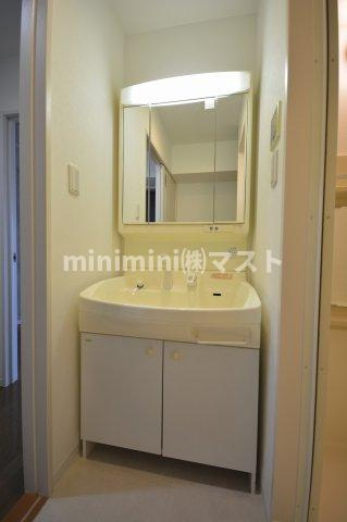 大阪市浪速区恵美須西２丁目の賃貸マンションの洗面所