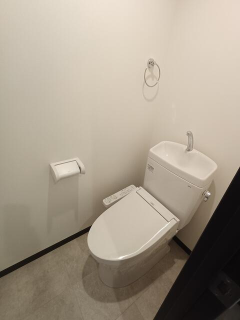 ヴァールレジデンツ西巣鴨のトイレ