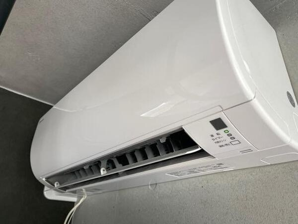 ＣＯＣＯＣＵＢＥ　ＯＹＡＭＡの内装|エアコン