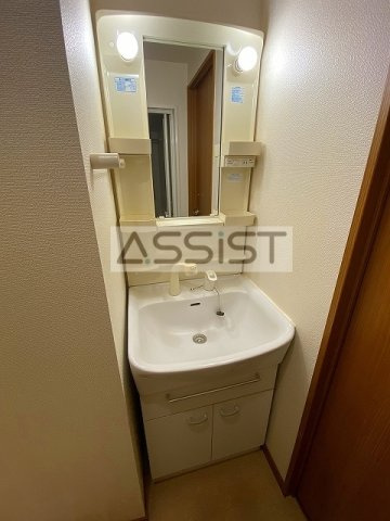 プレザントメグロの洗面所