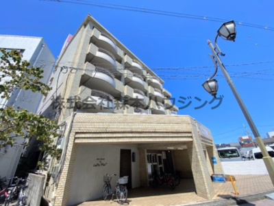 【外観】 | 　八坂一番館 | 外はこのようになっています